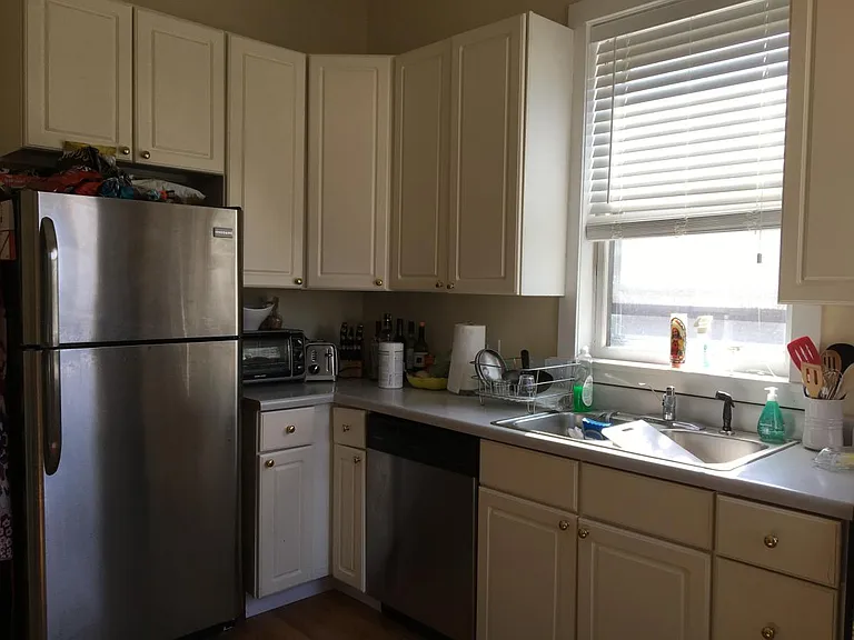 1844 N Lincoln Ave #2 — Photo 6