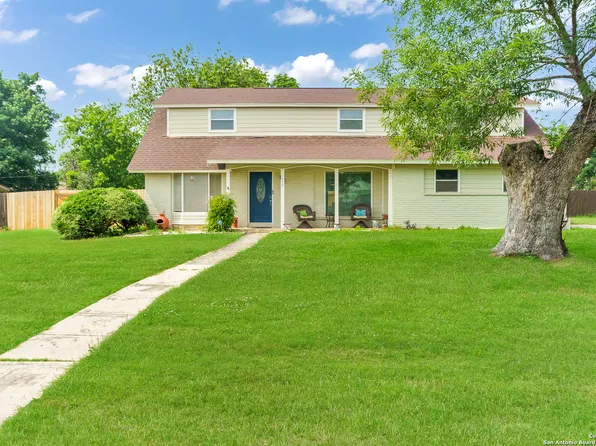 437 CLOUDMONT DR, Windcrest, TX 78239