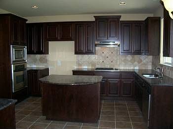4th image of 2624 Ravenwood Dr