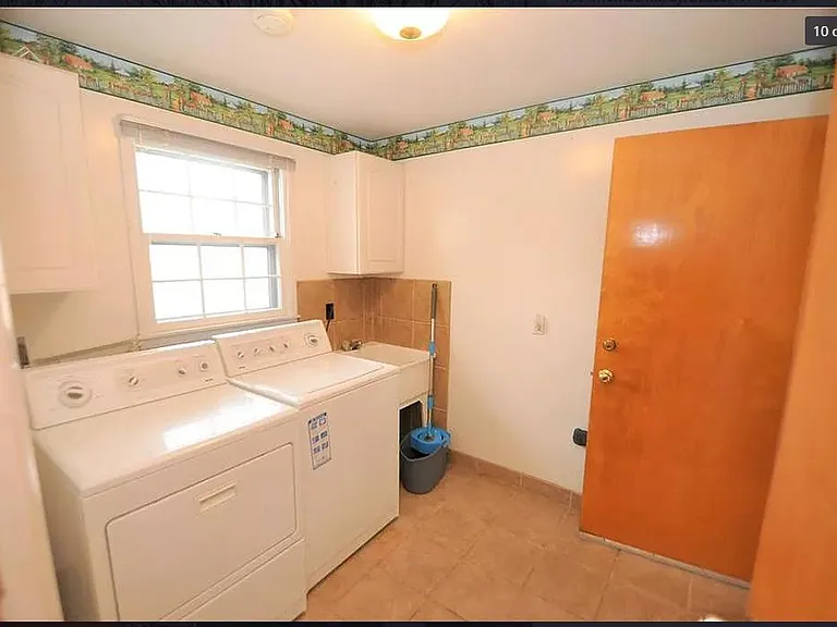 109 Thomas Rd — Photo 17