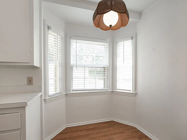 3715 Avalon Rd — Photo 13