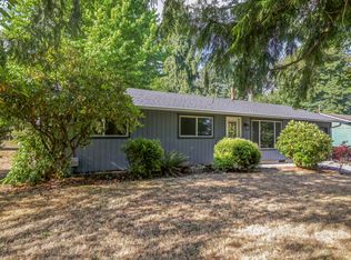 524 E E St, Rainier, OR 97048