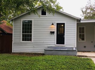 1042 W Lynwood Ave #1, San Antonio, TX 78201