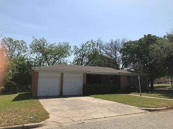 2nd image of 871 Sandell Dr