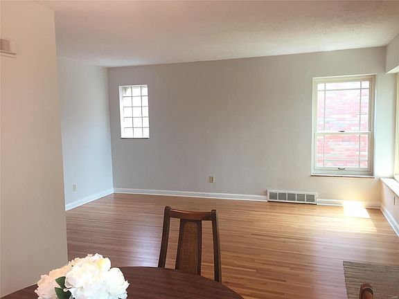4th image of 5715 Oleatha Ave