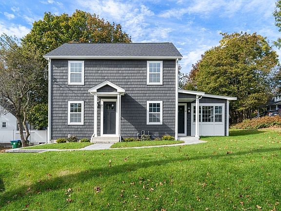 4th image of 8 Strafford Rd #8