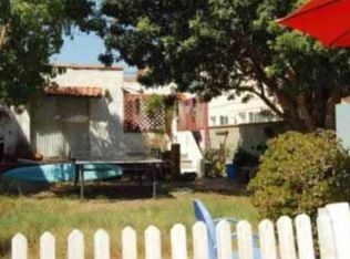 452 36th Pl, Manhattan Beach, CA 90266