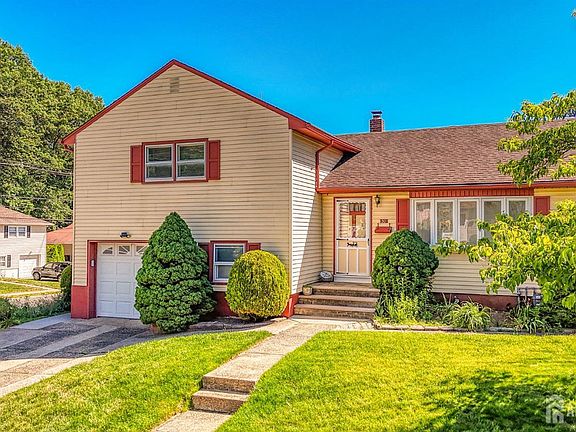 2nd image of 30 Frandsen Ave
