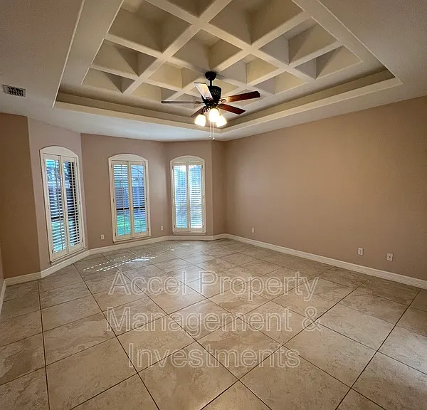 3911 Inez St — Photo 20