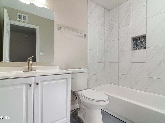 4th image of 521 W Pebble Beach Dr #519