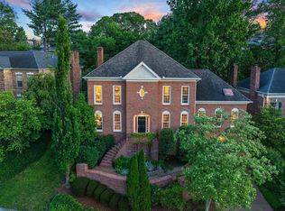 218 Burlington Pl, Nashville, TN 37215