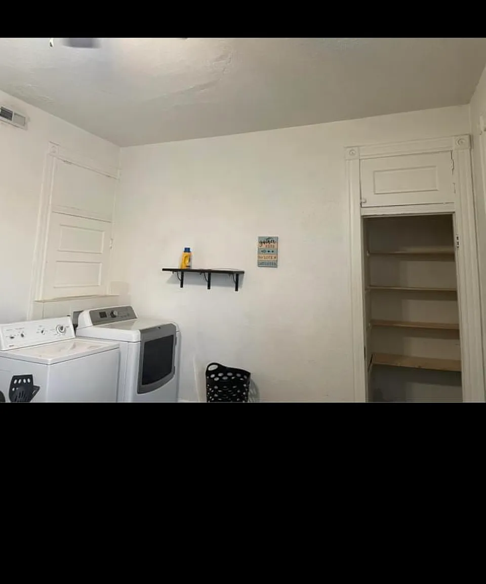 2664 Nebraska Ave — Photo 2