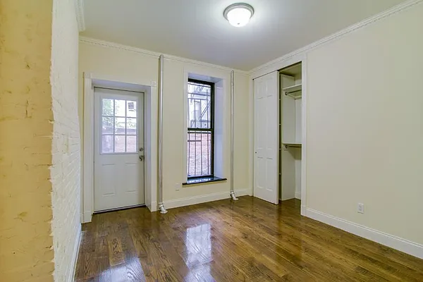 Rented by Centennial Properties NY | media 4