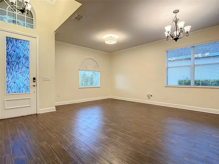 636 Spring Oak Cir — Photo 7