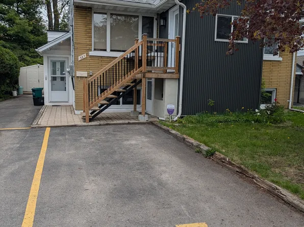 387 Saint Denis St, Ottawa, ON K1L 5H8