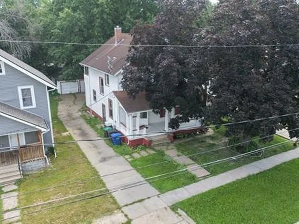 1605 22nd St, Des Moines, IA 50310