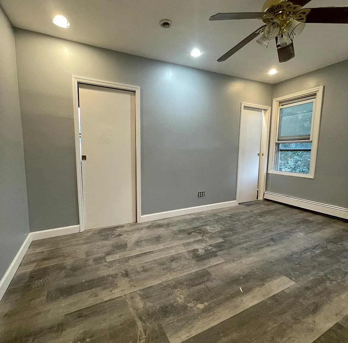 3 bed, 1500 sqft, $2,200 — Photo 2
