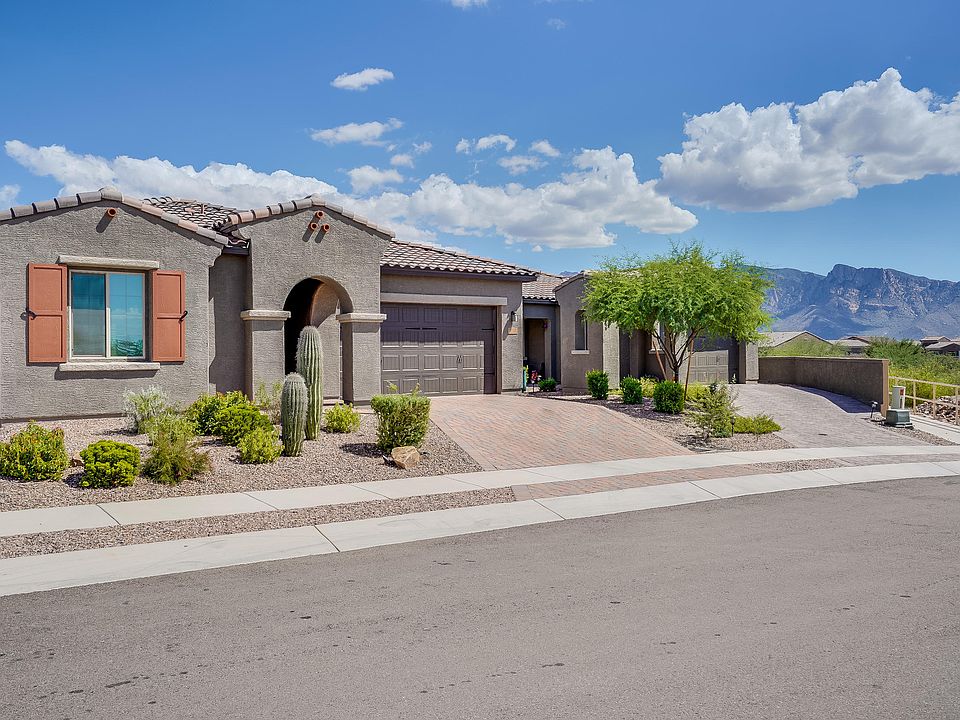 1st image of 1025 W Lark Bunting Ln