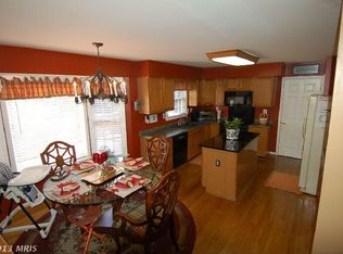 6111 Fieldcrest Dr, Frederick, MD 21701