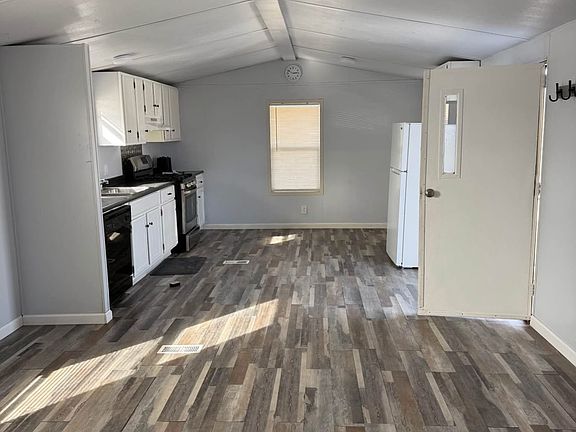 2nd image of 5617 Peach Valley Rd
