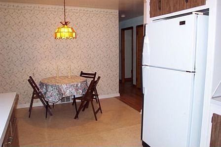 2nd image of 2269 Canterbury Rd