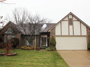 45202 Danbury Rd, Canton, MI 48188