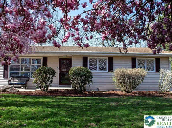 20 Fredericksville Rd, Mertztown, PA 19539