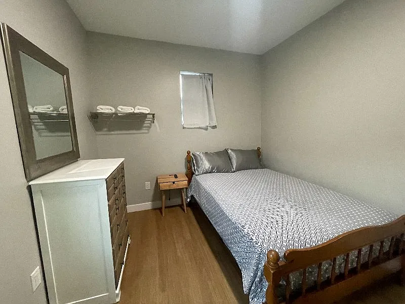 1 bed, 1500 sqft, $800 — Photo 2