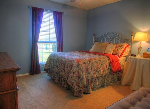 2nd image of 310 Ponderosa Trl