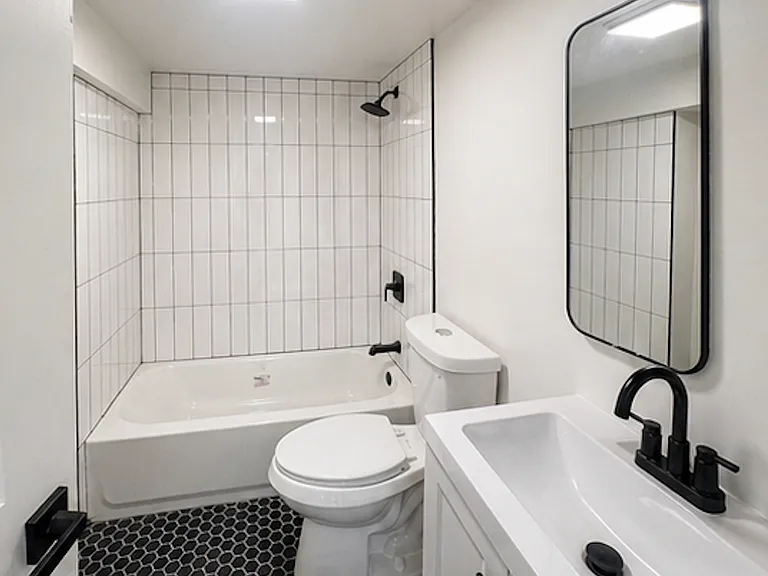 2321 W 81st Pl — Photo 9