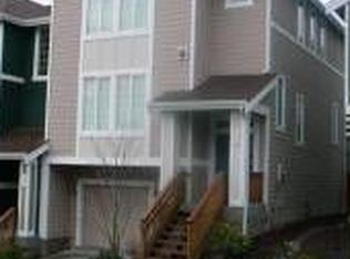 137 Spruce St, Fircrest, WA 98466