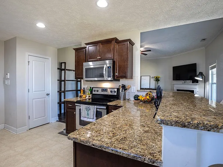 478 Shepherd Trl — Photo 14