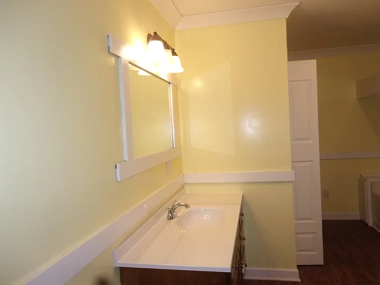 441 Dunlap St — Photo 10