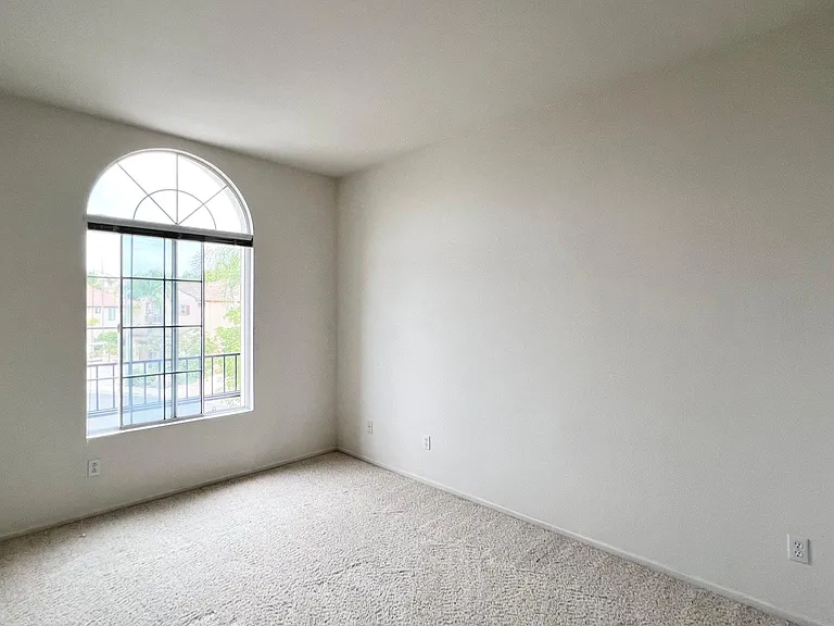 12214 Candy Rose Ct — Photo 28