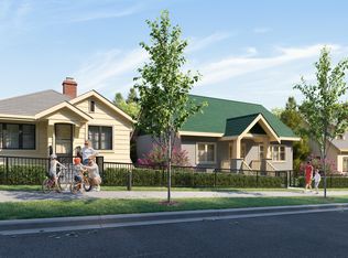 390 Guilby St #105, Coquitlam, BC V3K 3Y6