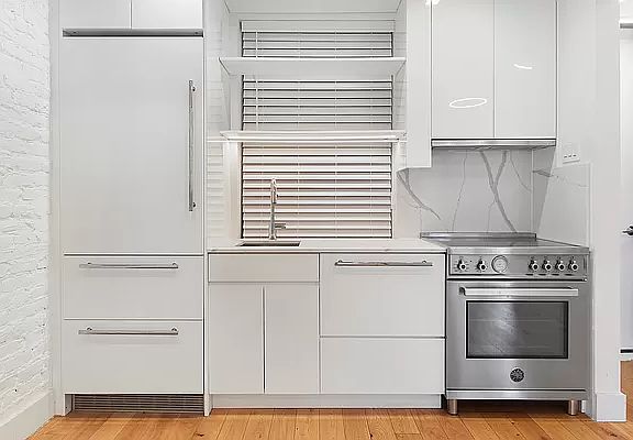4th image of 100 2nd Ave #4