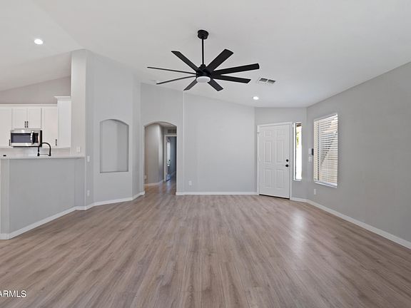 5th image of 16204 W COTTONWOOD Street
