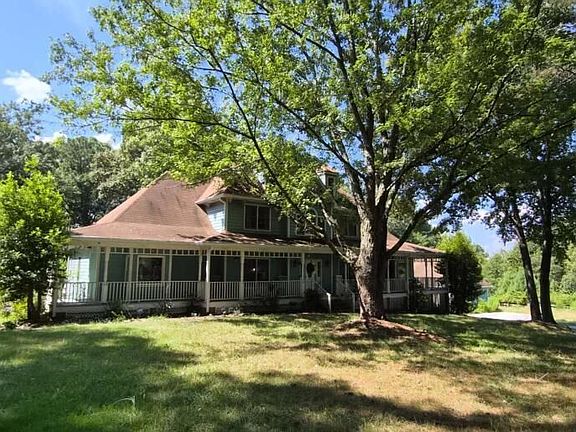 3rd image of 1753 Stephenson Rd