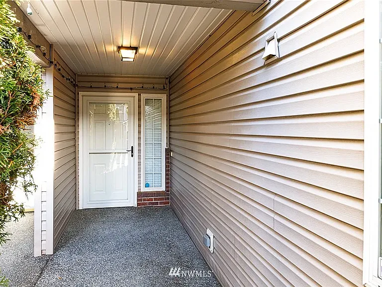 5721 136th St SE — Photo 3