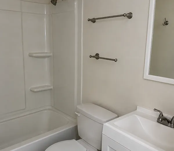 3312 Powell Ave — Photo 2