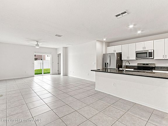 5th image of 13659 Newbridge St