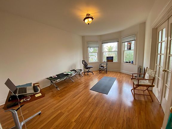 2nd image of 3024 Fulton St APT 8
