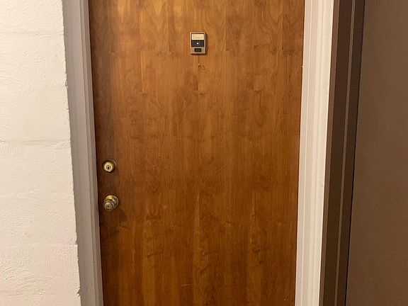 2nd image of 335 E Lancaster Ave Unit E10