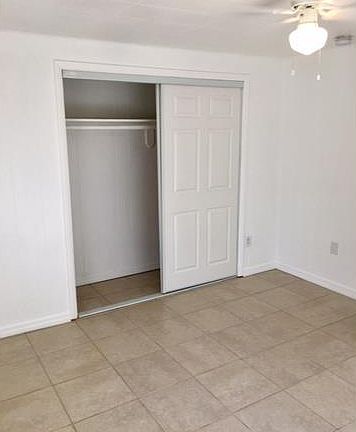 5th image of 677 Pine St