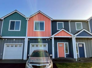908 Oregon Ave S, Long Beach, WA 98631