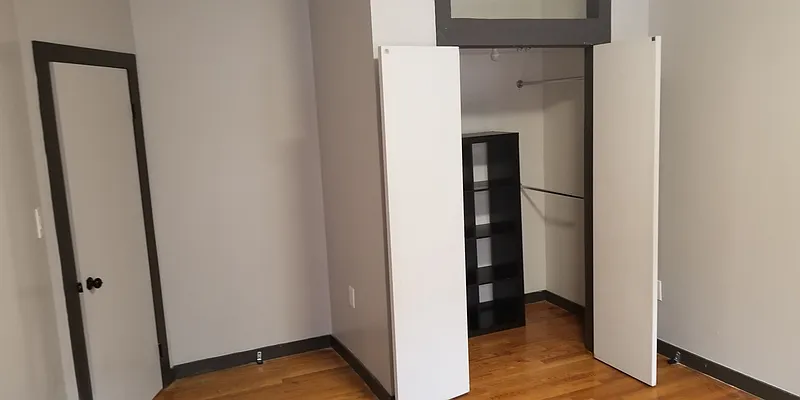 Rented by Premier One Realty LLC | media 25