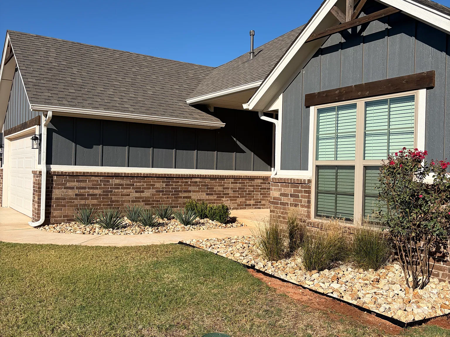 4 bed, 1747 sqft, $1,950 — Photo 2