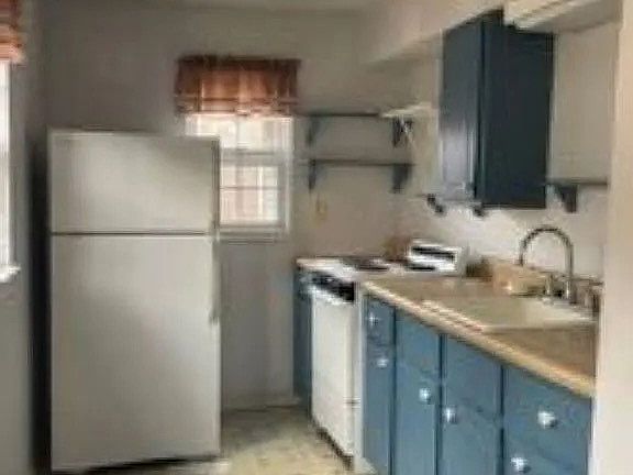2nd image of 210 Cochran Cir