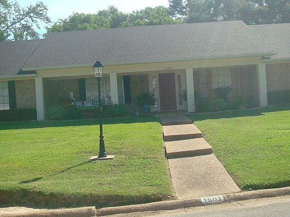 2nd image of 1502 Meadowhill Dr
