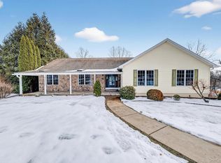 16 Carol Anns Way, Saugerties, NY 12477